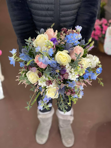 Florist «Treasured Blossoms Flower Market», reviews and photos, 5101 Rowlett Rd, Rowlett, TX 75088, USA