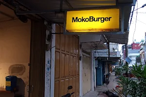 Moko Burger Somba Opu image