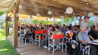 Atmosphère du Restaurant français Les tables de l’étang à Montagny-les-Lanches - n°3