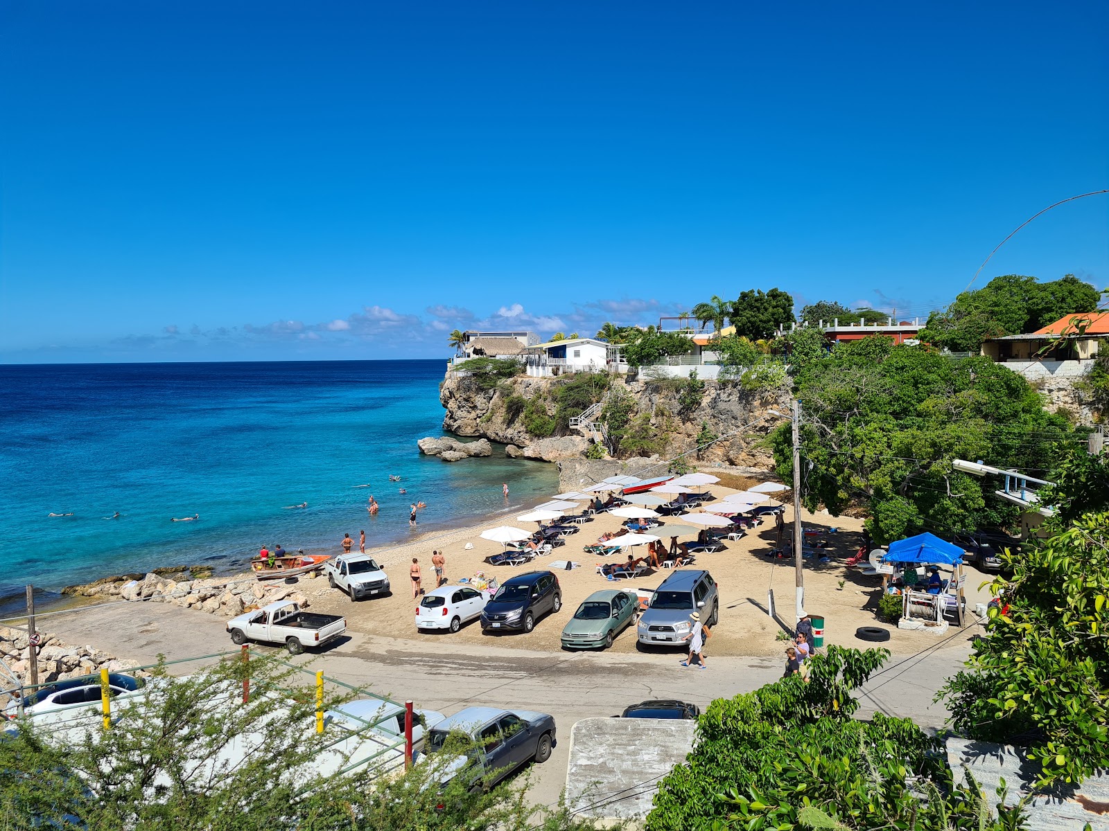 Foto de Playa Grandi con playa recta