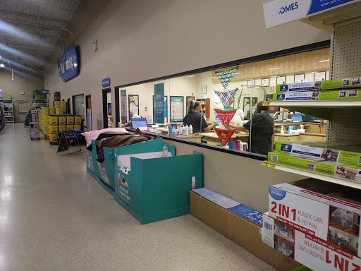 Pet Supply Store «PetSmart», reviews and photos, 4810 1st Ave NE, Cedar Rapids, IA 52402, USA