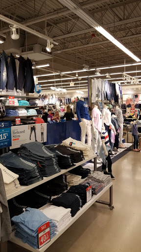 Clothing Store «Old Navy», reviews and photos, 1635 River Valley Cir S, Lancaster, OH 43130, USA