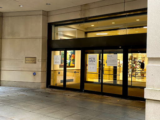 Department Store «Nordstrom Westfarms», reviews and photos, 600 W Farms Mall, Farmington, CT 06032, USA