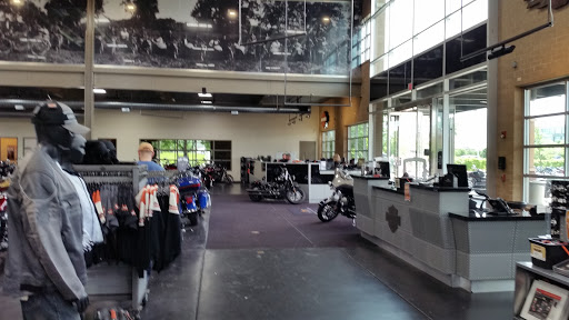 Harley-Davidson Dealer «Chicago Harley-Davidson», reviews and photos, 2929 Patriot Blvd, Glenview, IL 60026, USA