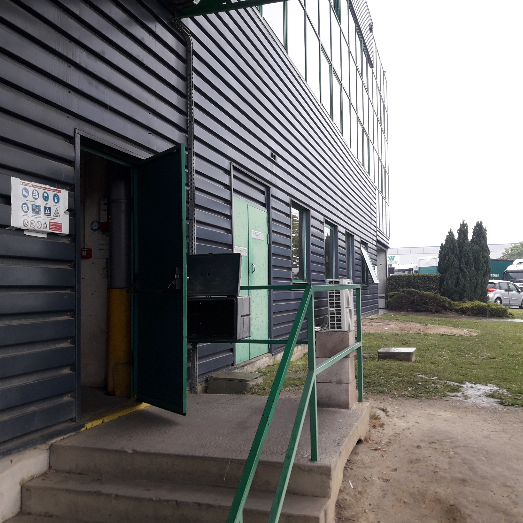 Photo n° 6 de l'avis de Walid.a fait le 02/05/2019 à 14:17