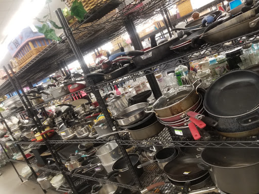 Thrift Store «83rd Ave & Lake Pleasant Goodwill Retail Store & Donation Center», reviews and photos