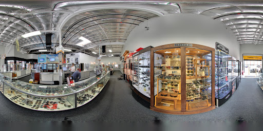 Sunglasses Store «Sunglass & Optical Warehouse», reviews and photos, 3450 Kurtz St, San Diego, CA 92110, USA