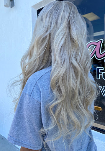 Beauty Salon «Karisma Full Service Beauty Salon», reviews and photos, 1096 Commercial Way, Spring Hill, FL 34606, USA