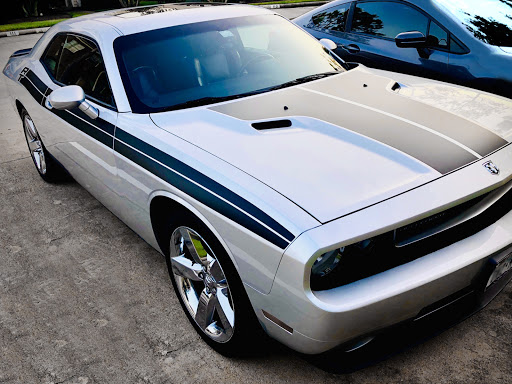 Auto Body Shop «Manriquez Body Shop», reviews and photos, 2411 Center St, Houston, TX 77007, USA