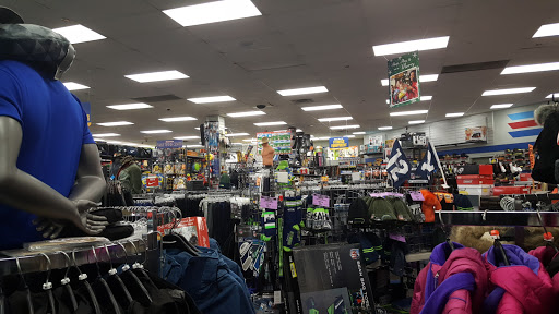 Sporting Goods Store «Big 5 Sporting Goods - Olympia», reviews and photos, 909 Cooper Point Rd SW, Olympia, WA 98502, USA