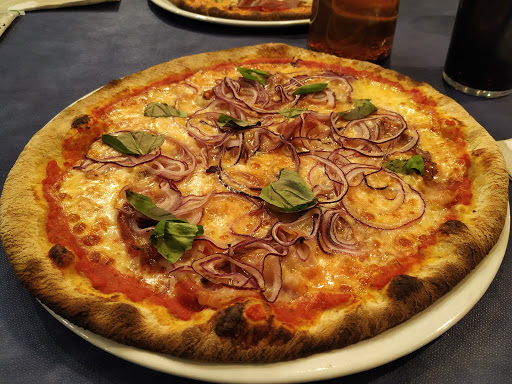Airone - Ristorante Pizzeria in Puegnago del Garda, Provincia di Brescia