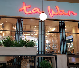 KFC Solo Paragon photo