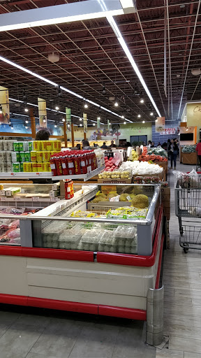 Asian Grocery Store «Great Wall Supermarket», reviews and photos, 700 Hungerford Dr, Rockville, MD 20850, USA