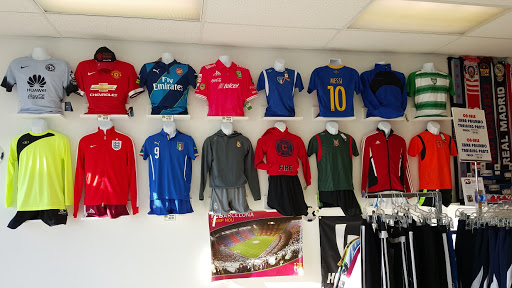 Soccer Store «Soccer Paradise», reviews and photos, 920 E Rollins Rd, Round Lake Beach, IL 60073, USA