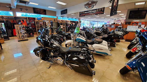 Harley-Davidson Dealer «Miracle Mile Harley-Davidson», reviews and photos, 215 Northern Blvd, Great Neck, NY 11021, USA