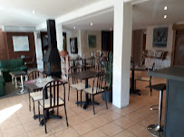 Atmosphère du Restaurant Titi's Bar à Saintes - n°6