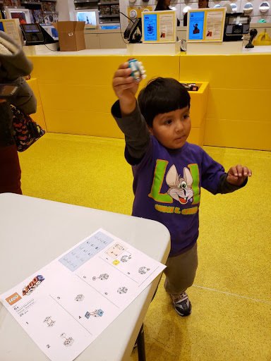Toy Store «The LEGO Store», reviews and photos, 6600 Topanga Canyon Blvd, Canoga Park, CA 91303, USA