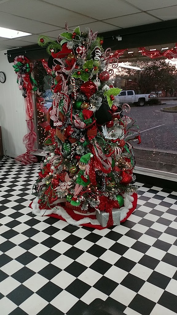 Marilyn's Hair Designer & Tanning Salon Greenville, AL 36037