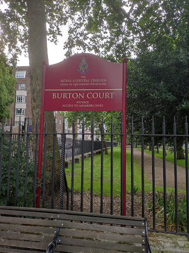 Comments and reviews of Burton Court