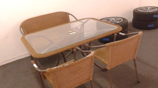 Thrift Store «Pomona Valley Habitat For Humanity ReStore», reviews and photos, 4609 Holt Blvd, Montclair, CA 91763, USA