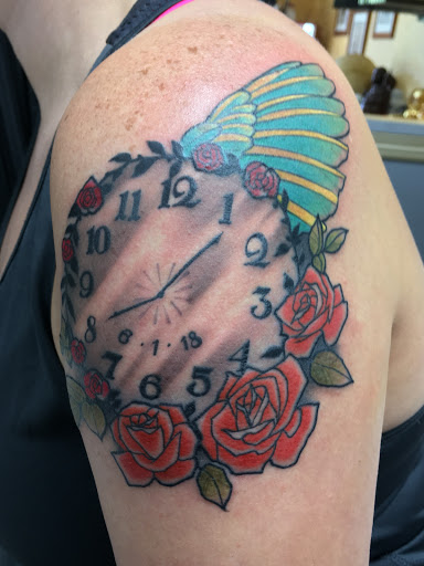 Tattoo Shop «Mine Shaft Tattoo & Piercing», reviews and photos, 8160 S Main St, Helen, GA 30545, USA