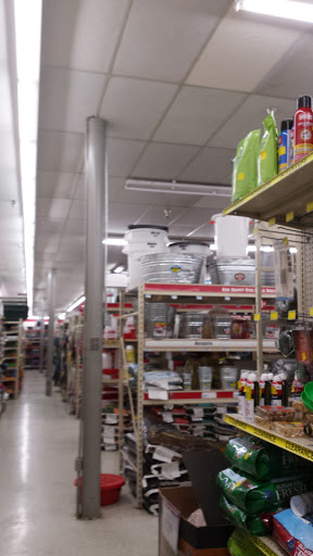 Home Improvement Store «Tractor Supply Co.», reviews and photos, 240 Bluebell Dr NW, New Philadelphia, OH 44663, USA