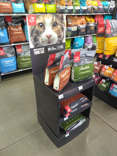 Pet Supply Store «Petco Animal Supplies», reviews and photos, 675 Deis Dr i, Fairfield, OH 45014, USA