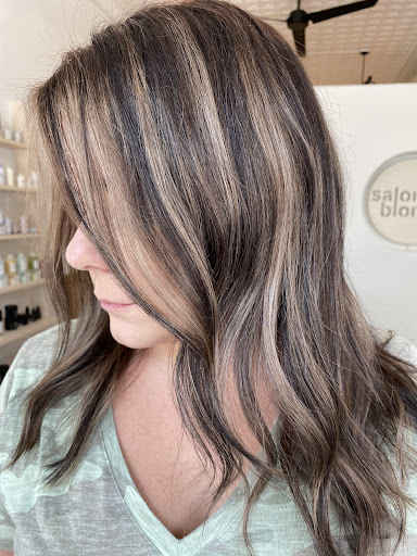 Beauty Salon «Blondie Salon», reviews and photos, 134 N Woodland Blvd, DeLand, FL 32720, USA