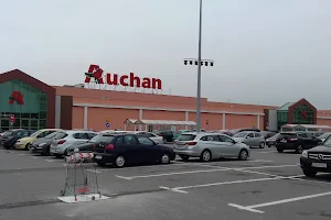 Auchan Częstochowa Poczesna image
