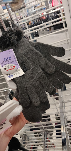 Clothing Store «Ross Dress for Less», reviews and photos, 3201 Eastway Dr, Charlotte, NC 28205, USA