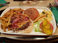 Hamburger du Restaurant américain Le New York. à Le Chesnay-Rocquencourt - n°14