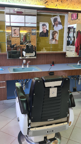 Rezensionen über Salon de coiffure Tony in Lancy - Friseursalon