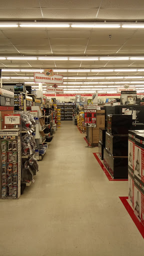 Home Improvement Store «Tractor Supply Co.», reviews and photos, 1803 James L Redman Pkwy, Plant City, FL 33563, USA