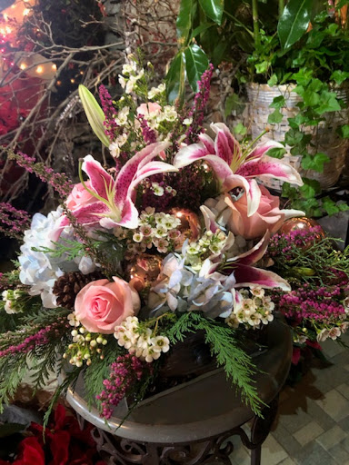 Florist «Post Road English Garden», reviews and photos, 1105 N Post Rd, Indianapolis, IN 46219, USA