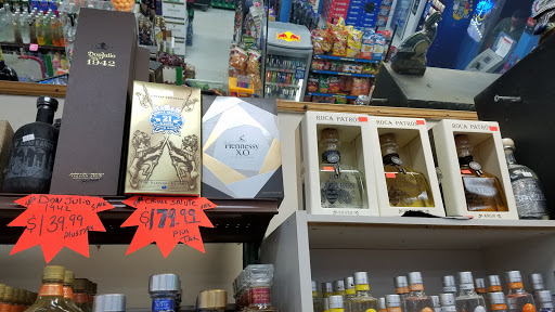 Liquor Store «Foremost Liquor Stores», reviews and photos, 178 S Broadway, Aurora, IL 60505, USA