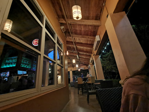Bar «Smoke on the Water», reviews and photos, 1630 Bell Tower Ln, Weston, FL 33326, USA