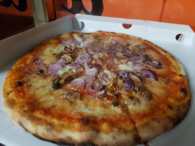Pizzeria Lupetto Via I. Maggio, 73040 Alliste LE, Italia