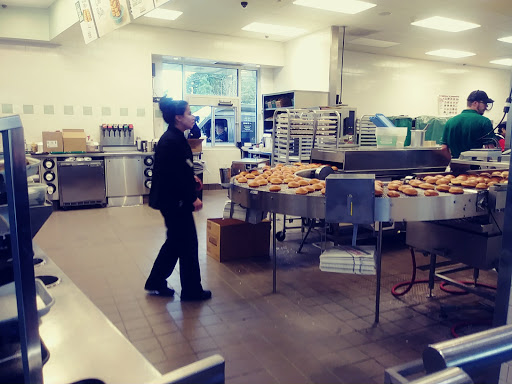 Bakery «Krispy Kreme Doughnuts», reviews and photos, 16415 NW Cornell Rd, Beaverton, OR 97006, USA