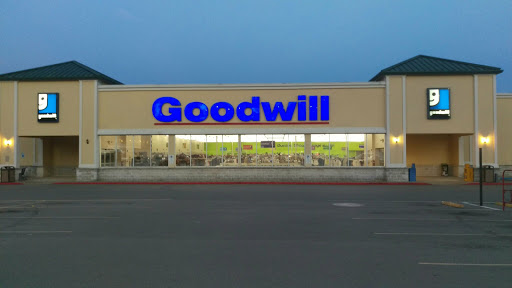 Non-Profit Organization «Goodwill Store and Donation Center», reviews and photos
