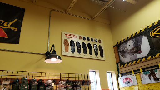 Work Clothes Store «Whistle Workwear», reviews and photos, 12904 Meridian E, Puyallup, WA 98373, USA