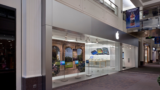 Apple Mall of America, 132 South Avenue, Bloomington, MN 55425, USA, 