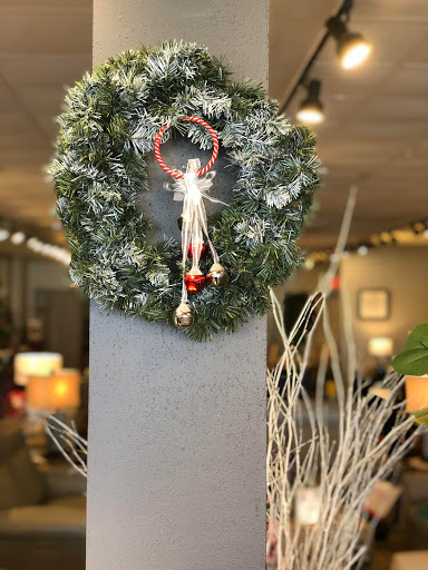 Furniture Store «Huffman Koos Furniture», reviews and photos, 1640 Broadhollow Rd, Farmingdale, NY 11735, USA