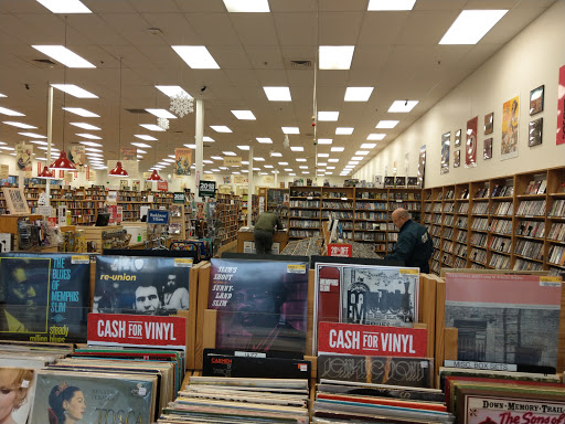 Book Store «Half Price Books», reviews and photos, 4999 Houston Rd, Florence, KY 41042, USA