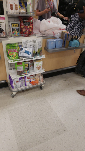 Department Store «T.J. Maxx & HomeGoods», reviews and photos, 2356 Virginia Beach Blvd, Virginia Beach, VA 23454, USA