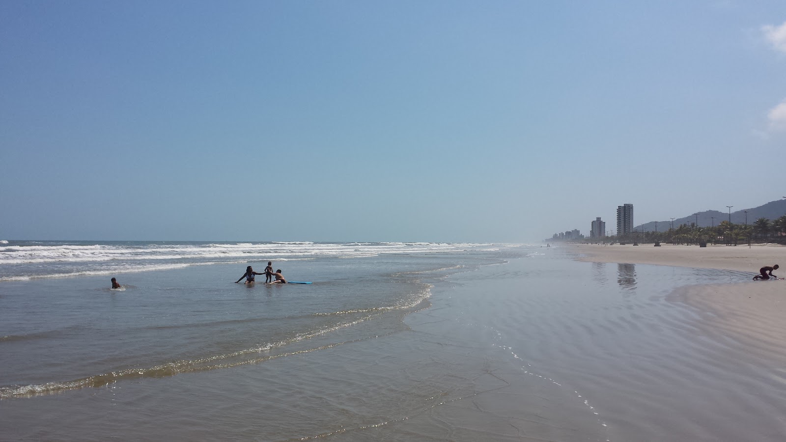 Photo de Plage de Solemar avec rivage droit, long