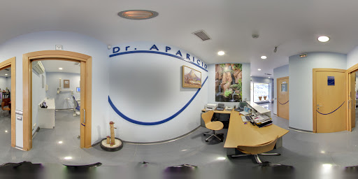 CLINICA DENTAL Dr.APARICIO en Pamplona, Pamplona