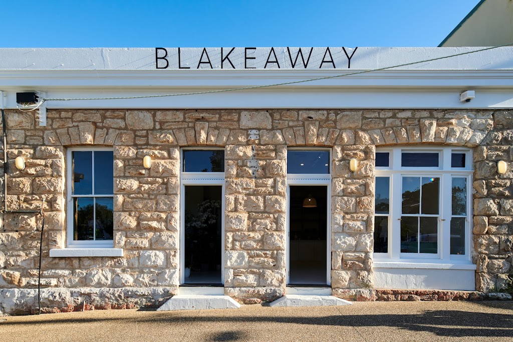 Blakeaway Portsea 3944