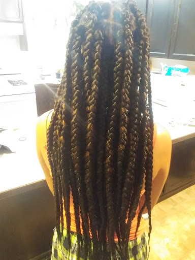 Beauty Supply Store «Hair Art Beauty Outlet & Salon», reviews and photos, 2510 84th St S, Tacoma, WA 98499, USA