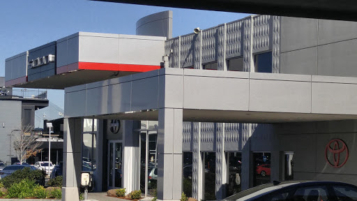 Used Car Dealer «Stevens Creek Toyota Certified Used Cars», reviews and photos, 380 Kiely Blvd, San Jose, CA 95129, USA