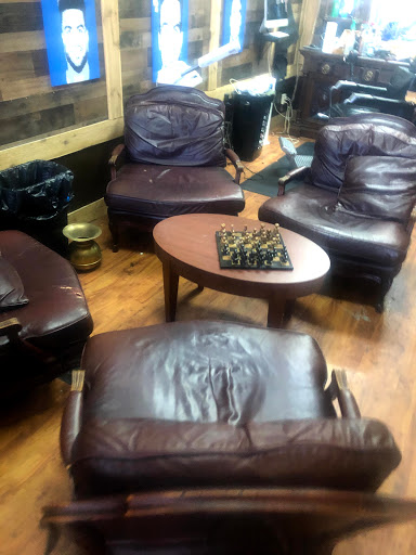 Barber Shop «Astute Gentlemen Cigar & Barber Lounge», reviews and photos, 14223 Inwood Rd, Farmers Branch, TX 75244, USA